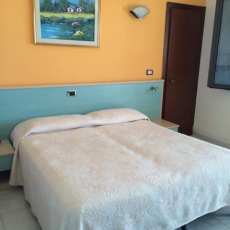 Hotel La Collinetta 3*